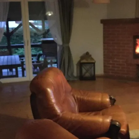 Ferienhaus Dom W Lesie *