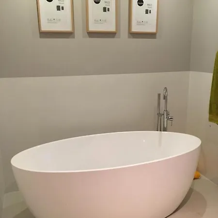 Dom W Lesie Zwierzewo